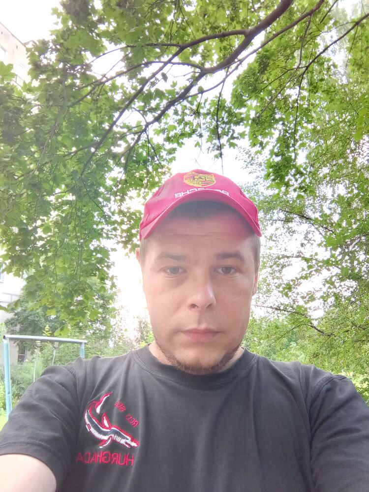  52886412  , 31 ,    