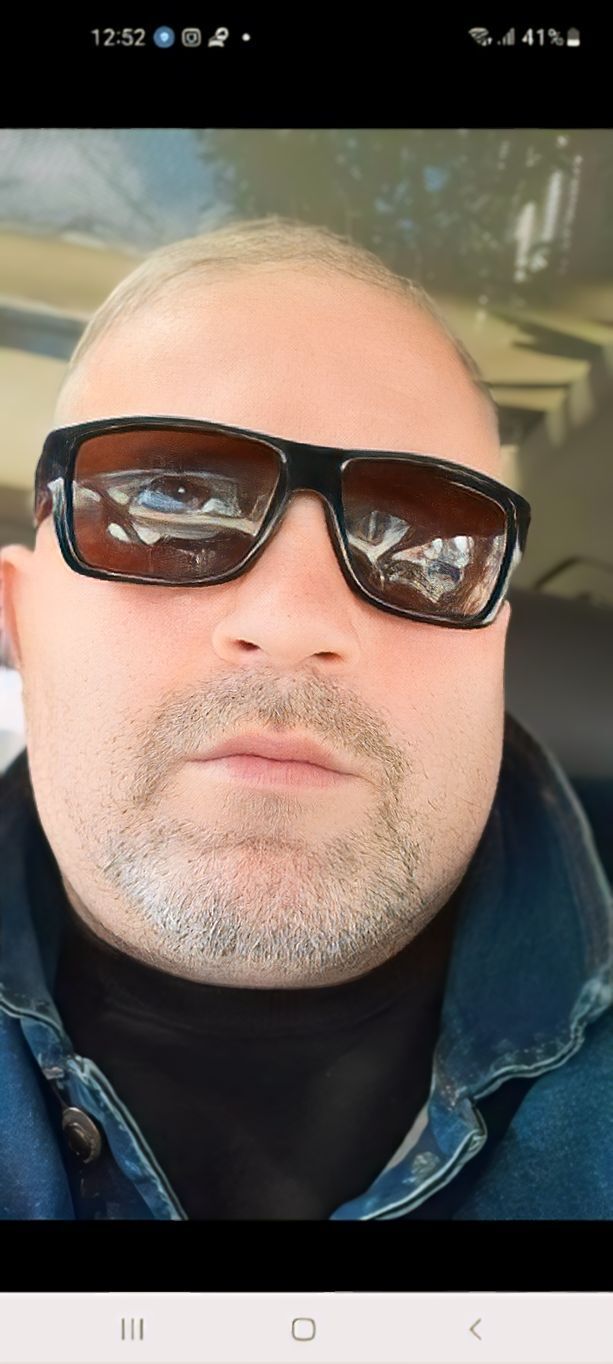  41953442  Giorgi, 41 ,    