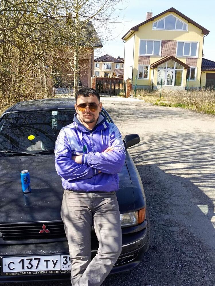  ,   Komilbek, 33 ,   ,   