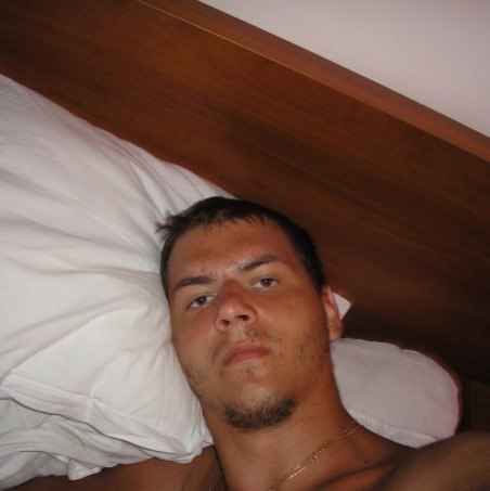  44649012  , 40 ,    -