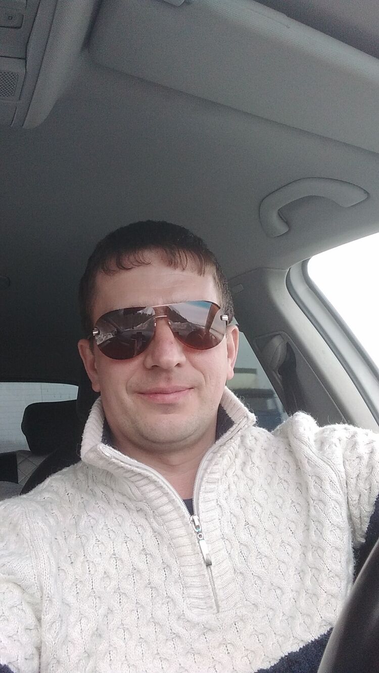  27309462  Alexander, 36 ,    