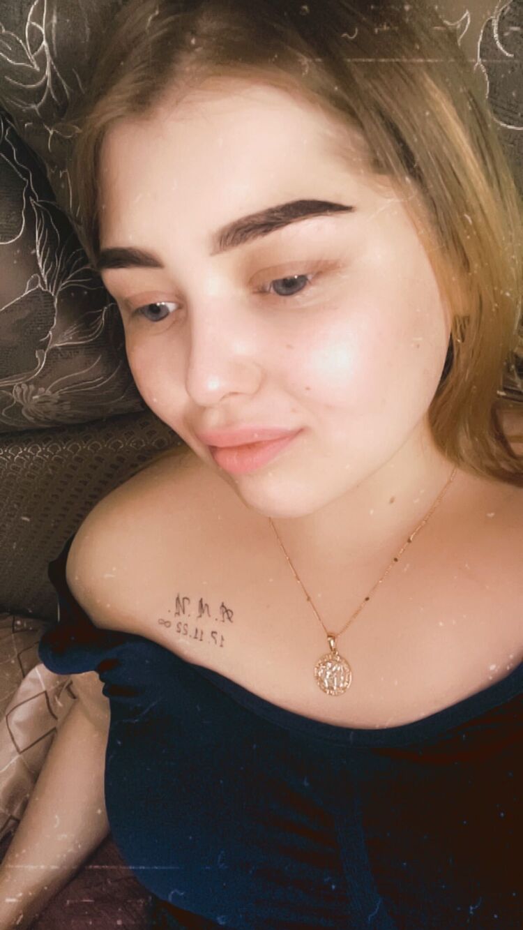  44084802  Syka, 24 ,     
