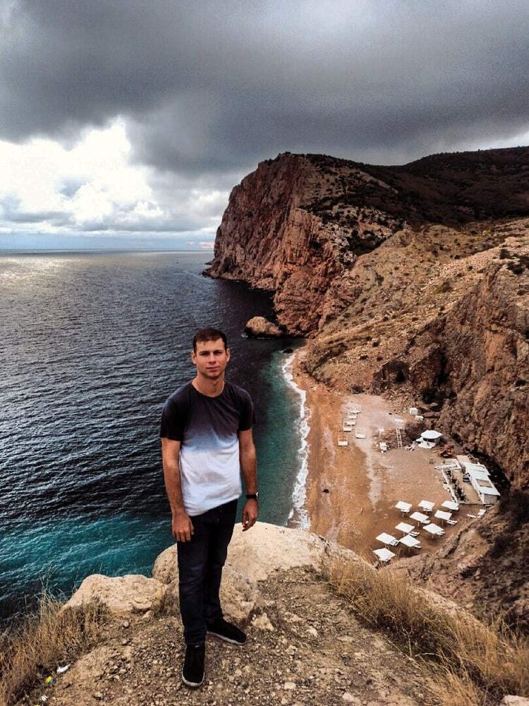 ���������� �����������, ���� ������� Guram, 27 ���, ������������ ��� ������, ����� � ���������, c�������� ���������