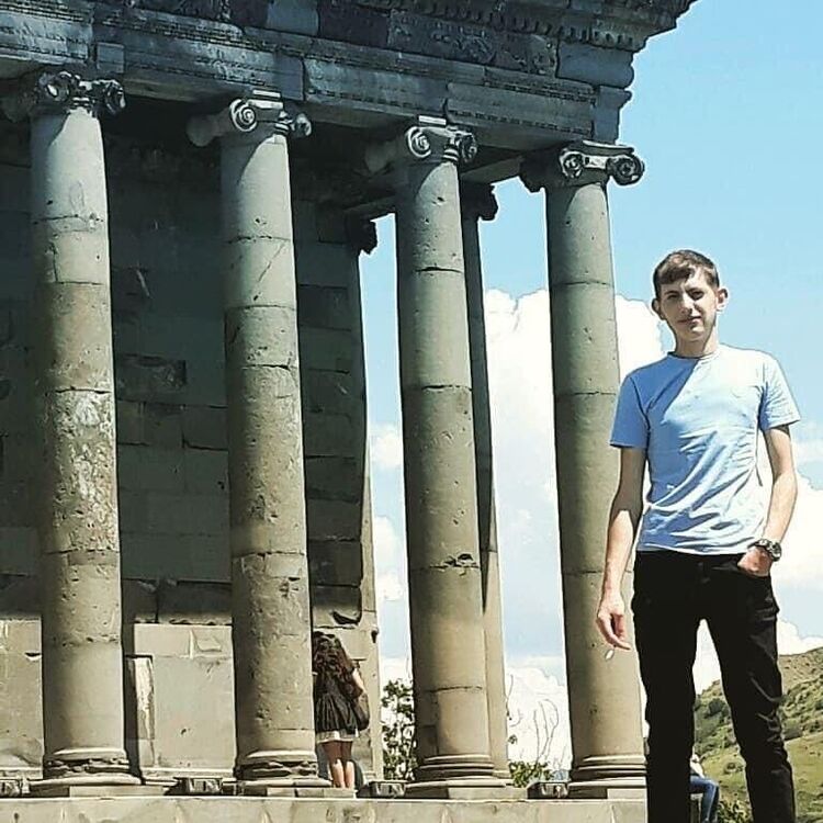 ���� 25168892 ������� Sargis, 27 ���, ���� ���������� � �������