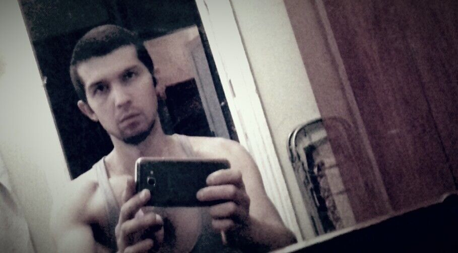  10744662  Saydulla, 33 ,    