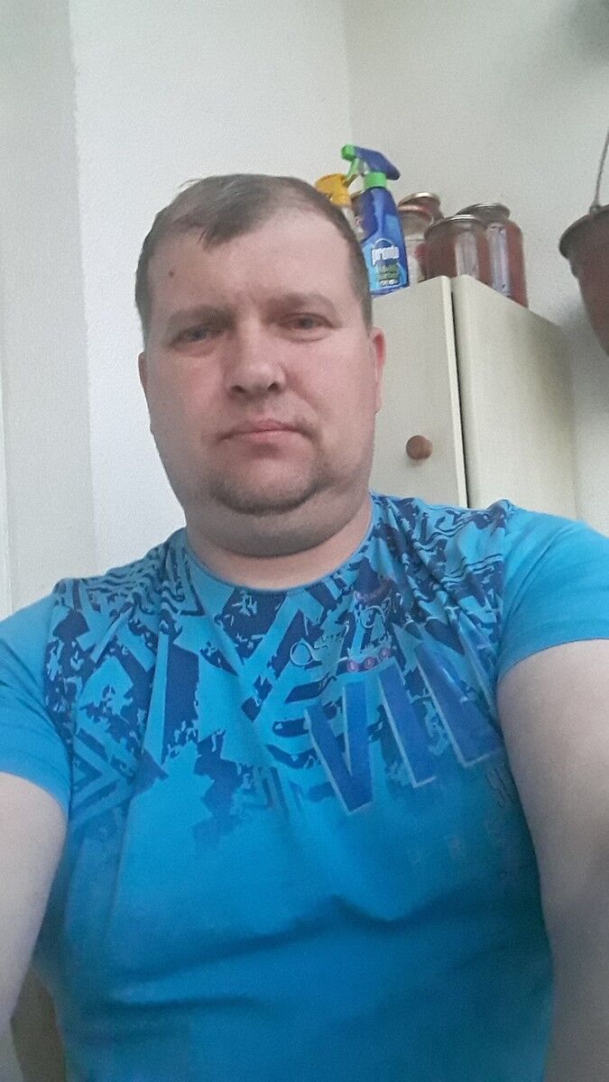  18724882  Vaclav, 47 ,    Praha