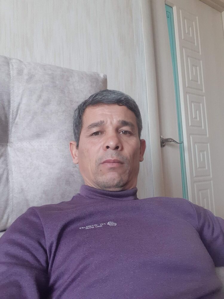  49713912  Zokir, 46 ,    