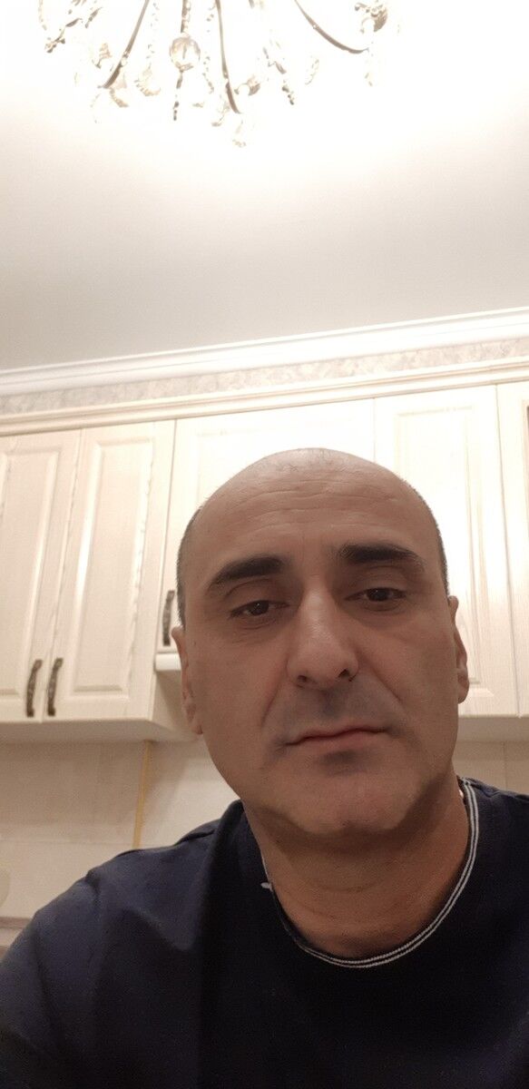  13893672  , 49 ,    