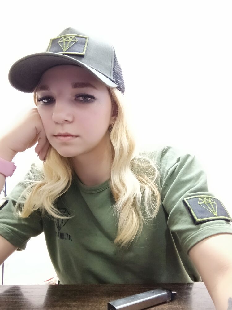  ,   Yulia, 20 ,   ,   