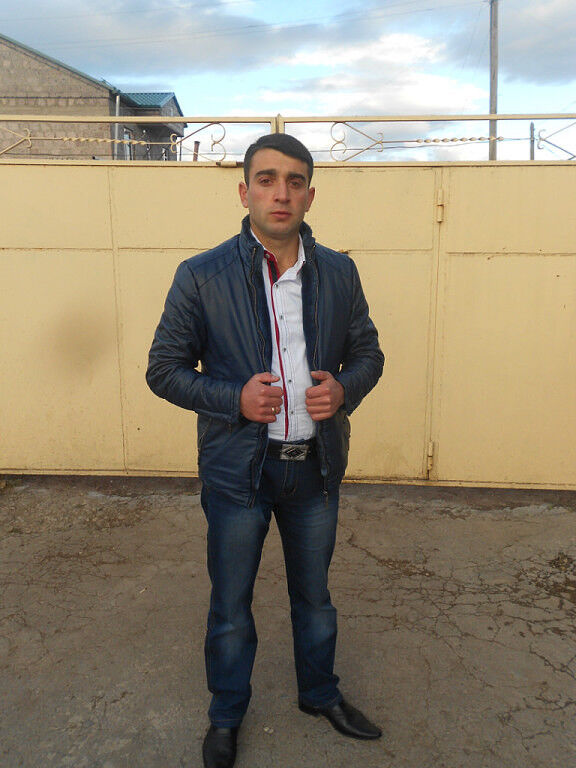  ,   Gor, 34 ,   