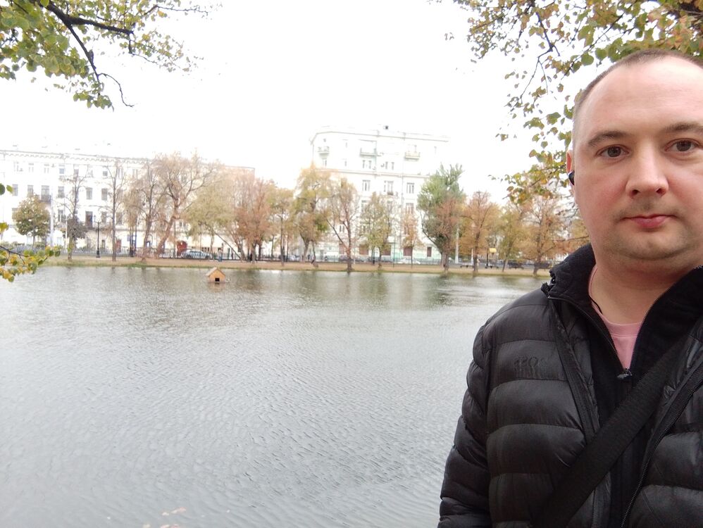  47446972  Oleg, 37 ,    