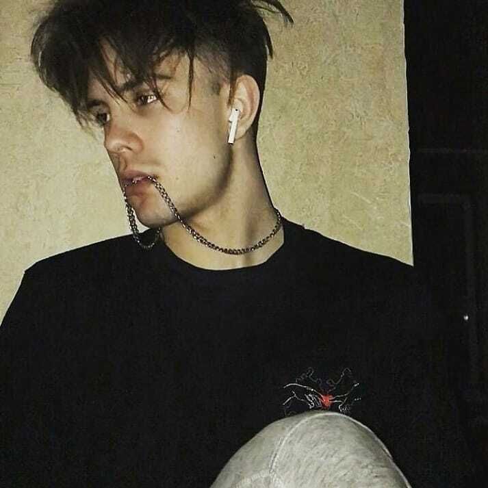  ,   Dennis, 26 ,   ,   