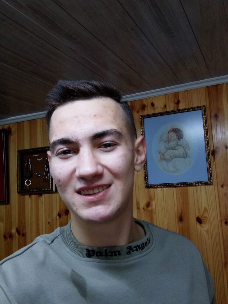  42204522  , 24 ,    