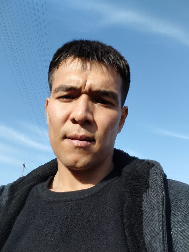  44893902  Hasanboy, 36 ,    