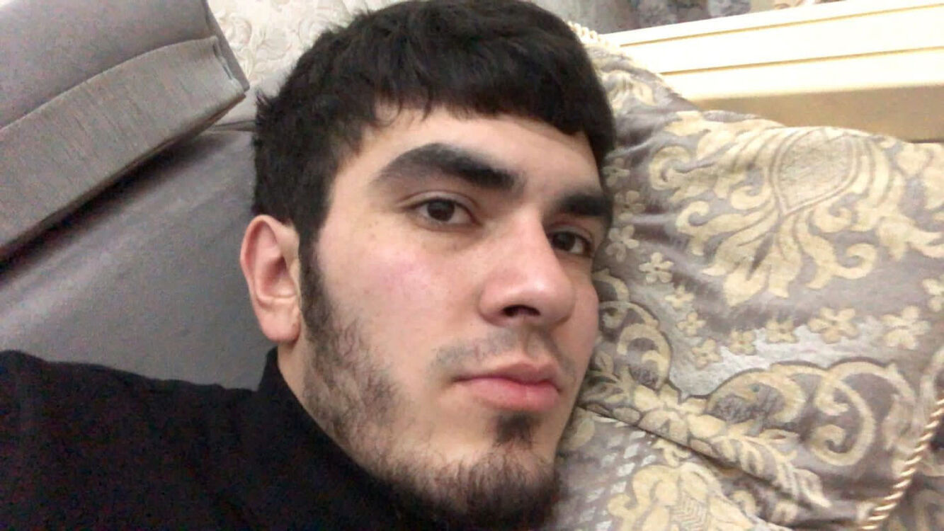  27479972  Zuba, 23 ,    Canary Wharf