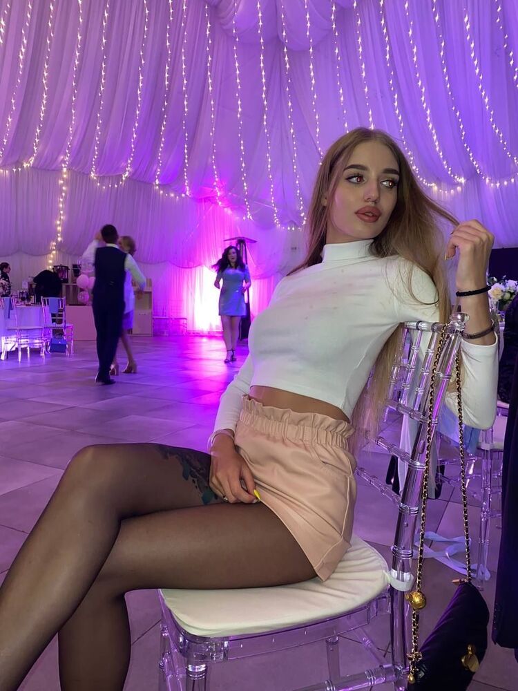  -,   , 24 ,   ,   