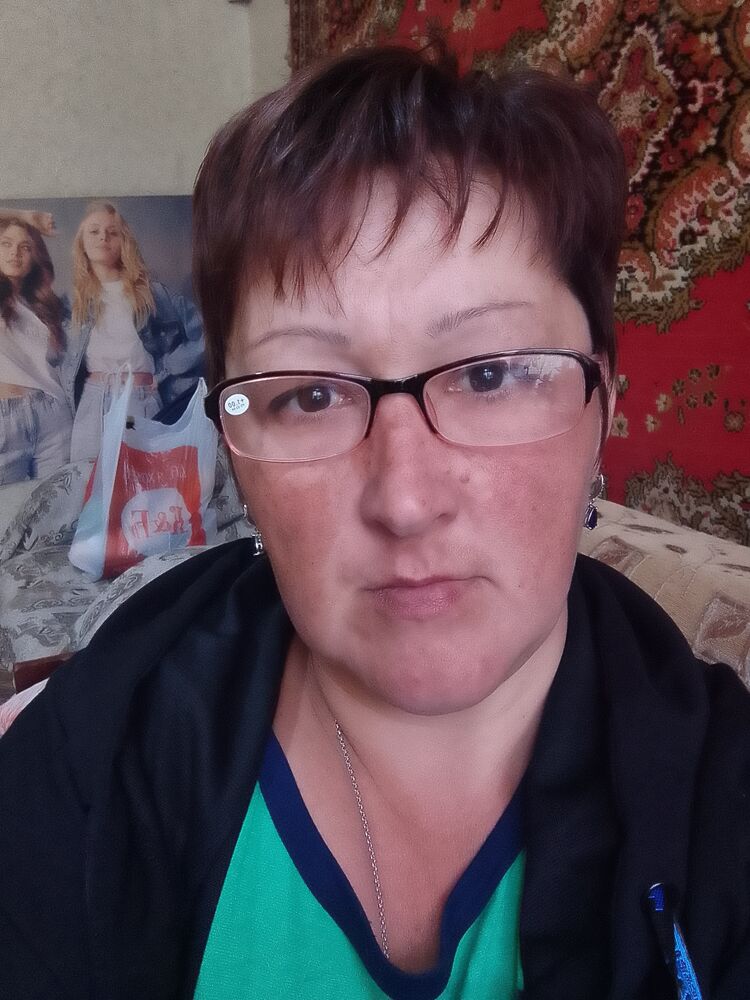  52606972  Nadegda, 42 ,    