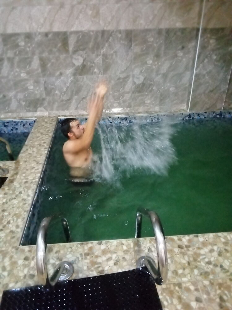  32539852  , 37 ,    
