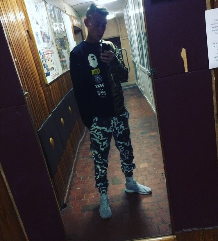  ,   , 25 ,   