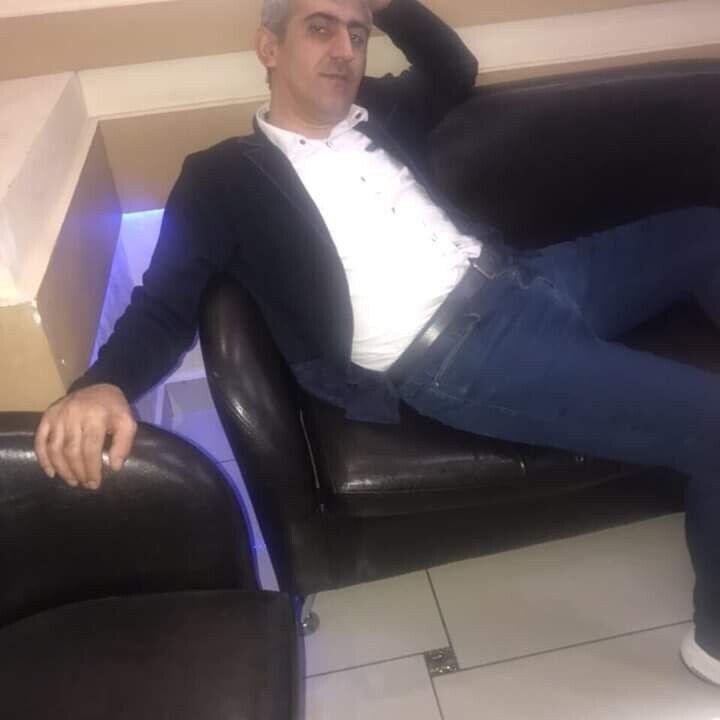  ,   Karen, 40 ,   ,   , c 