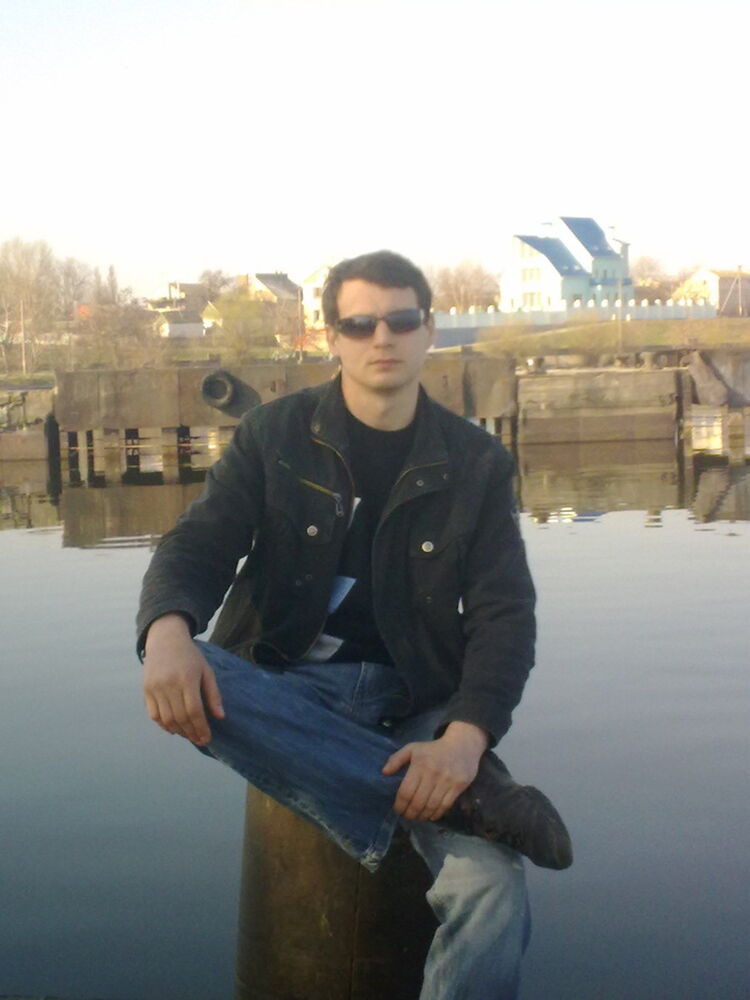  8241982  Ivan, 42 ,    