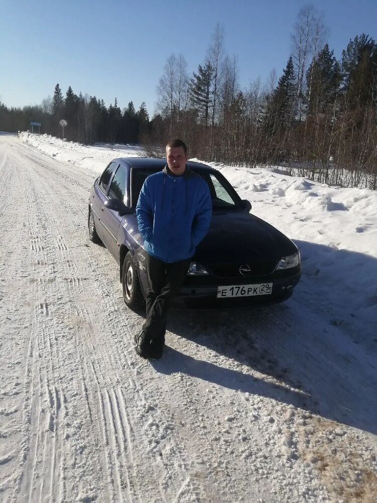  31760842  , 24 ,    