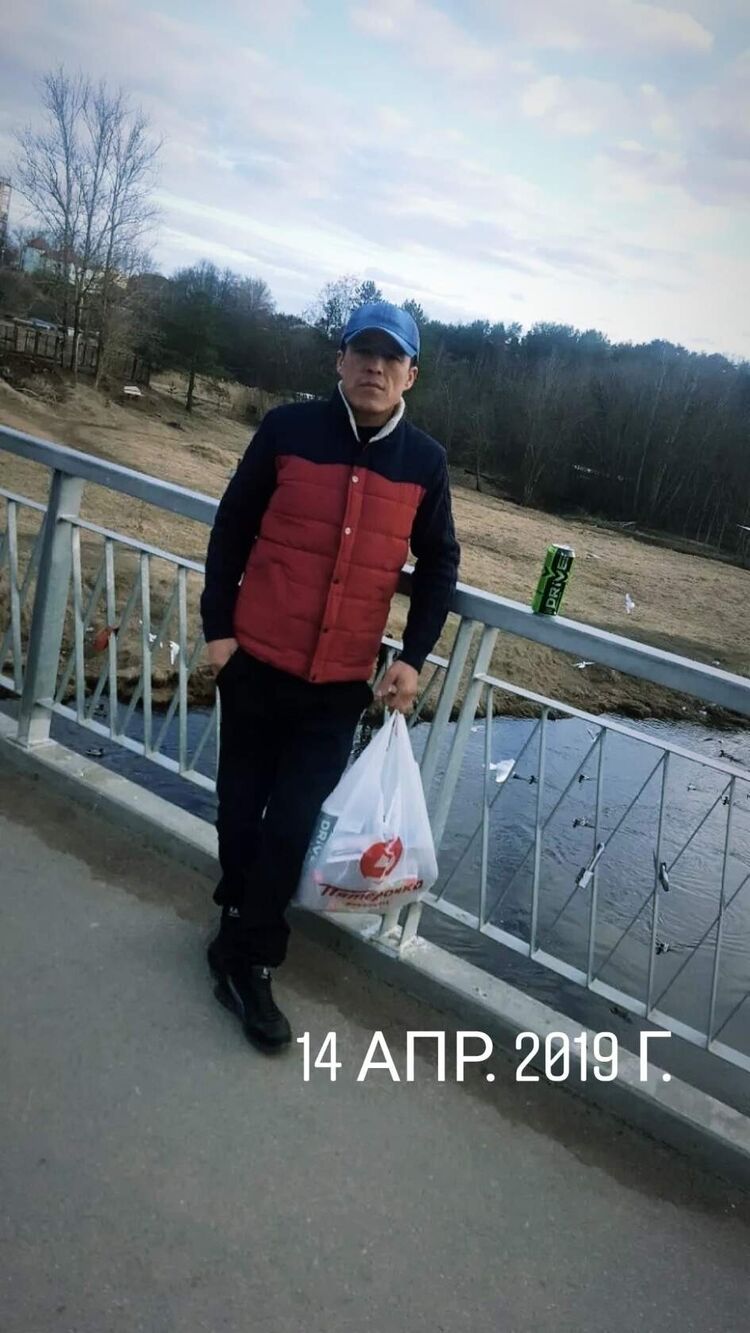  22996512  Abrorbek, 34 ,     