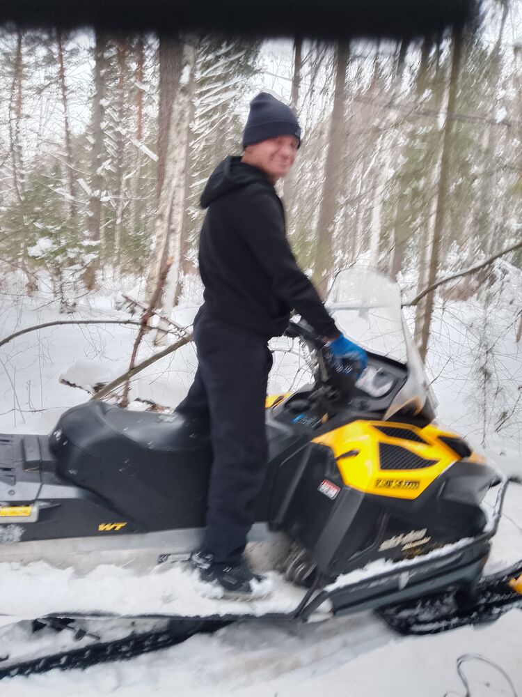  40217232   , 49 ,    