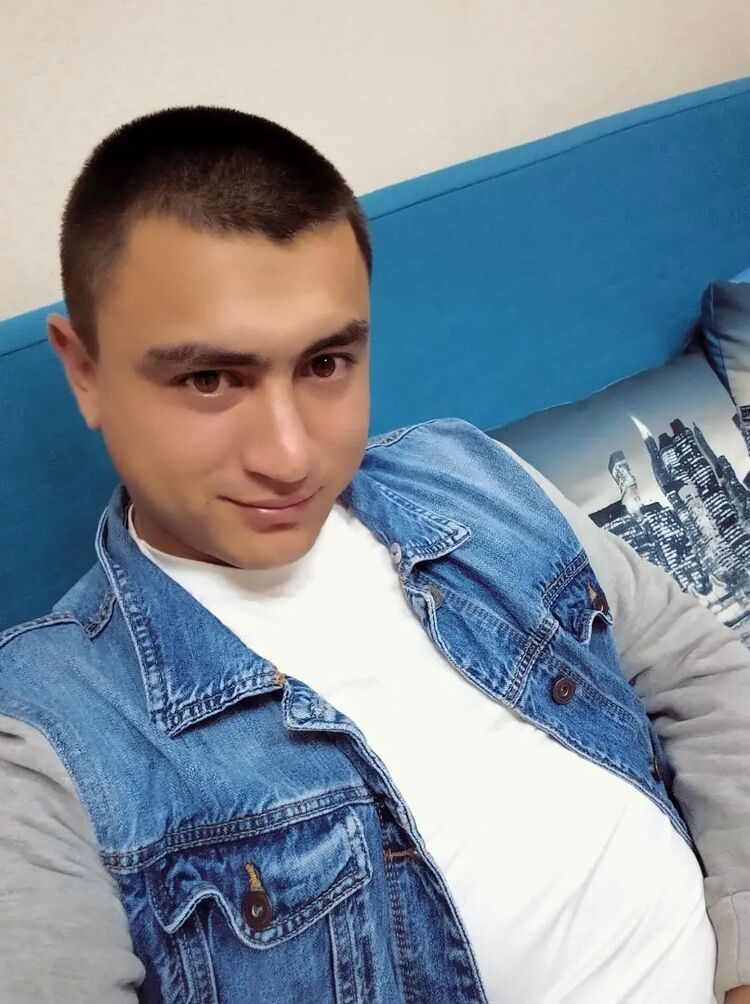 38895462  , 33 ,    