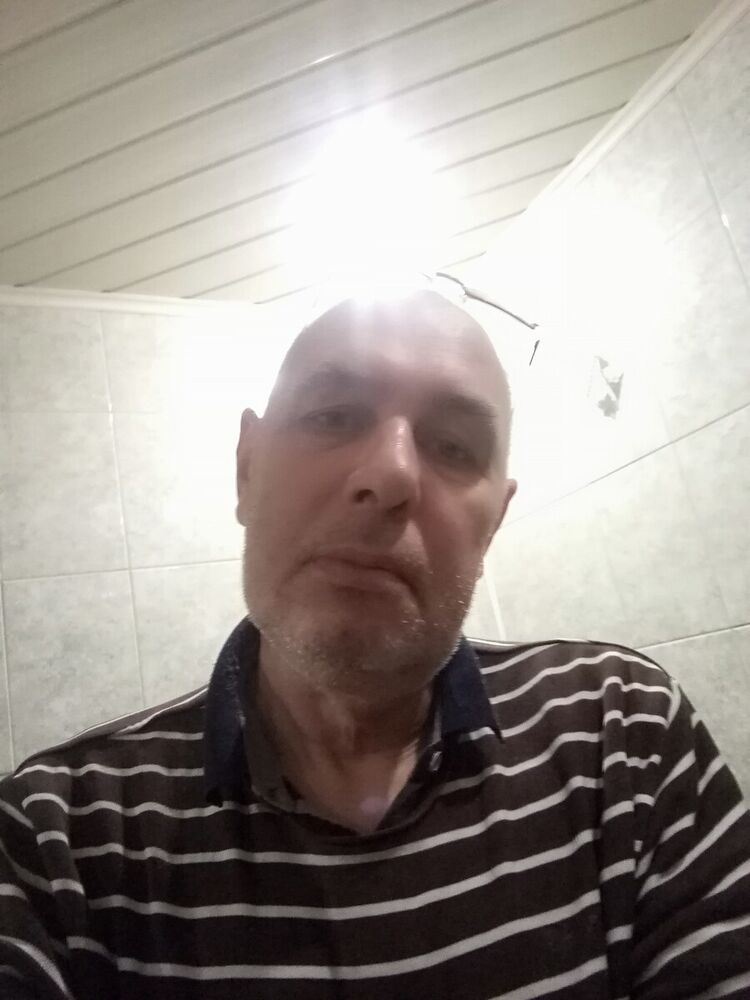  21805542  , 61 ,    