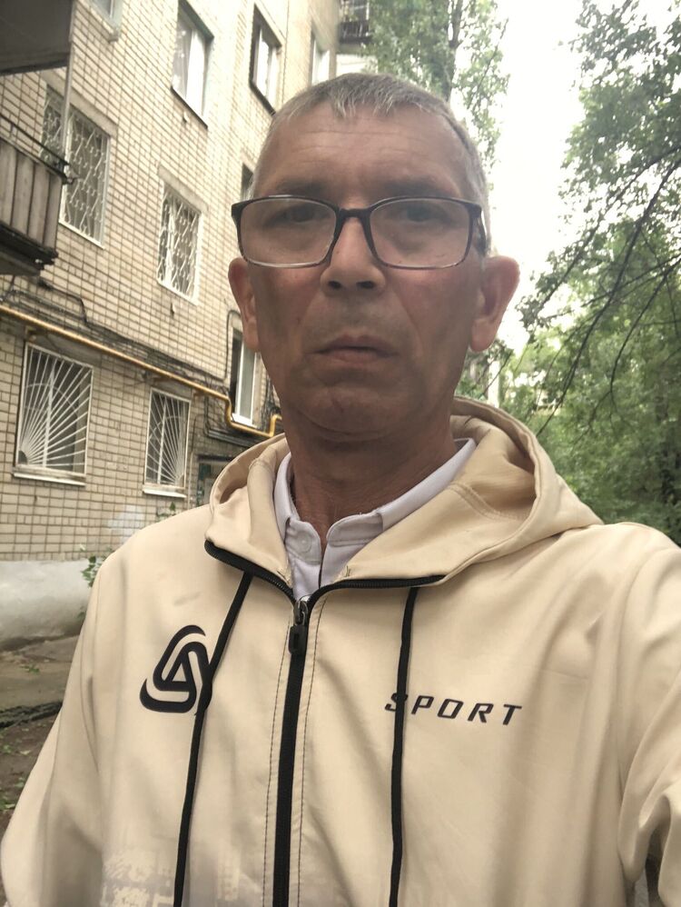  47888152  , 49 ,    