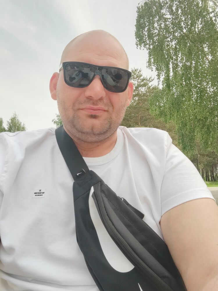 ,   Vitalas, 38 ,   ,   , c 