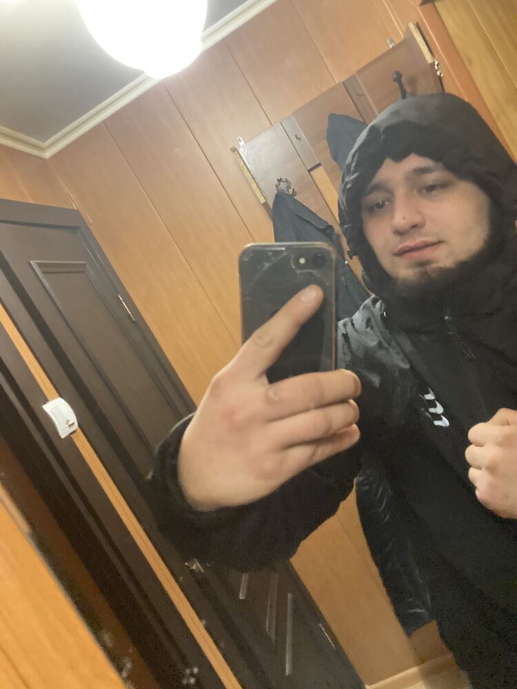  41810872  , 23 ,    