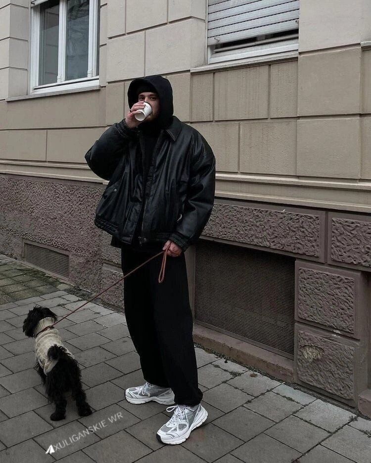 33052342  Ruslan, 26 ,    