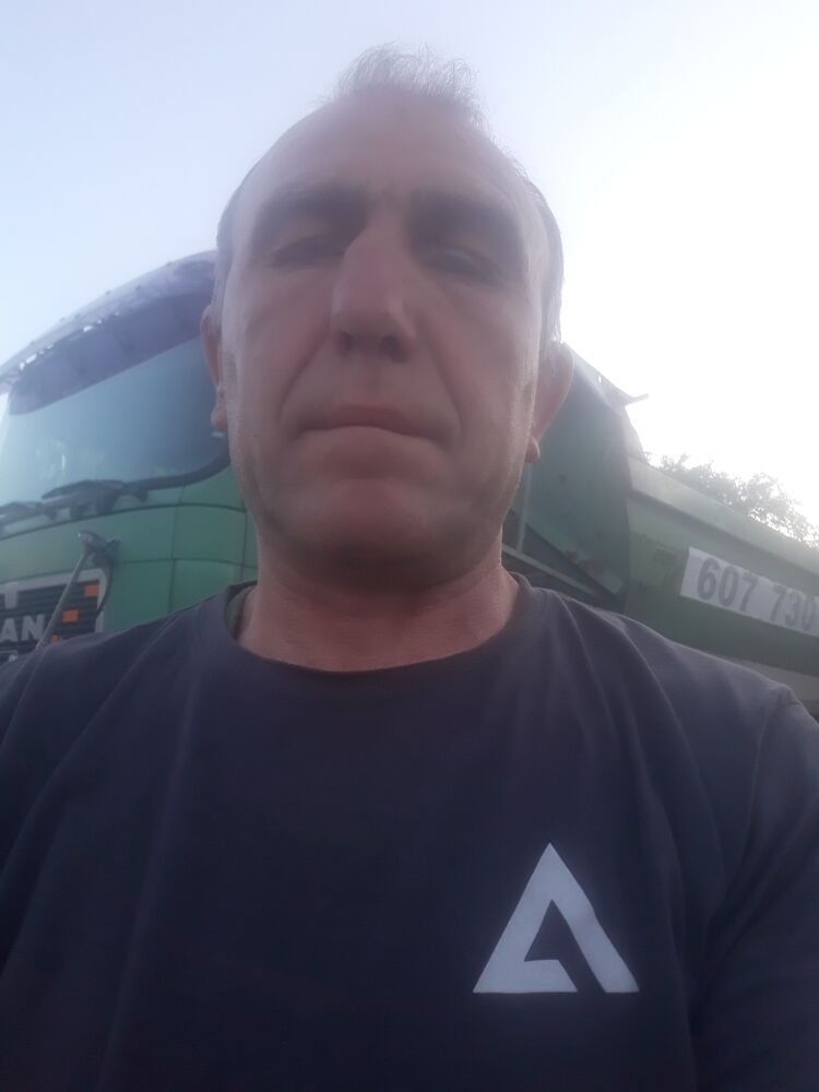  23599472  , 51 ,    