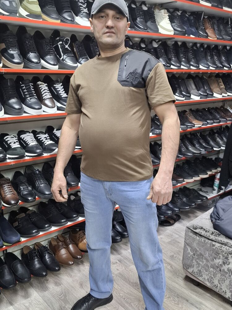  51317882  Alijon, 44 ,    