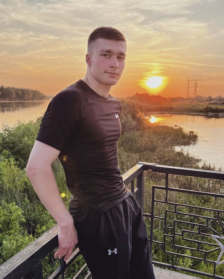  ,   Arsen, 24 ,   ,   