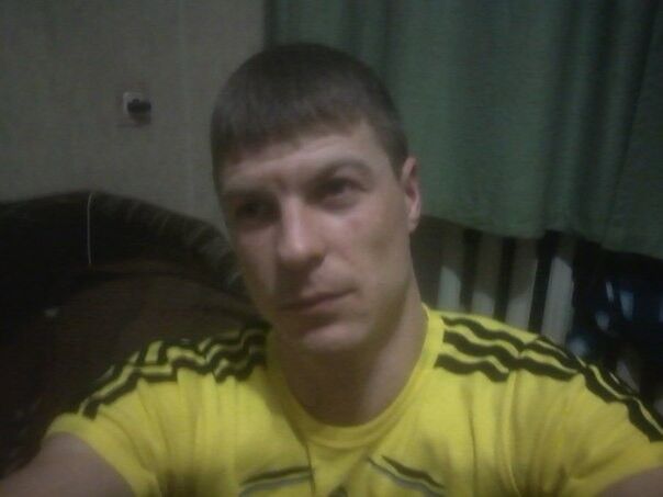  7682652  Andrei, 42 ,    