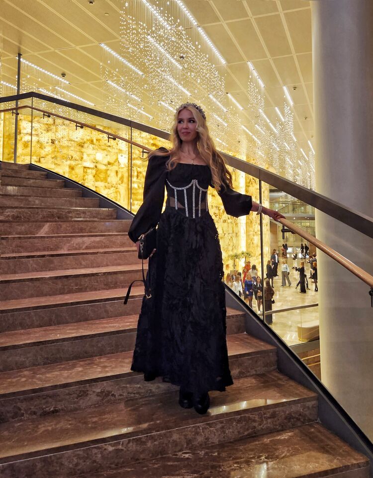  54296742  , 37 ,    -