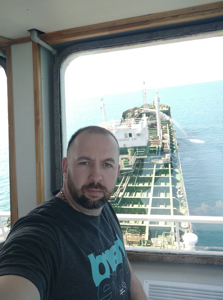  45620342  , 41 ,    