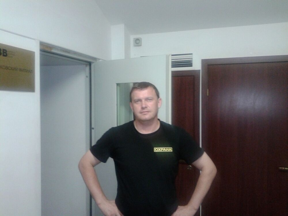 7941852  , 44 ,     