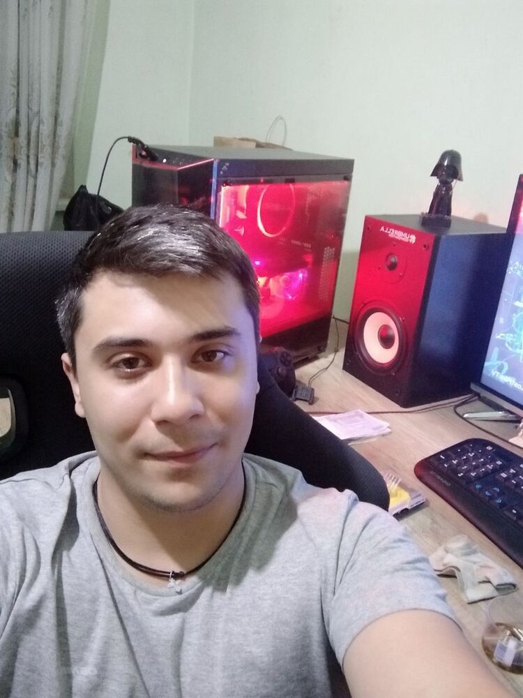  ,   Paul Udarov, 35 ,   ,   , c 