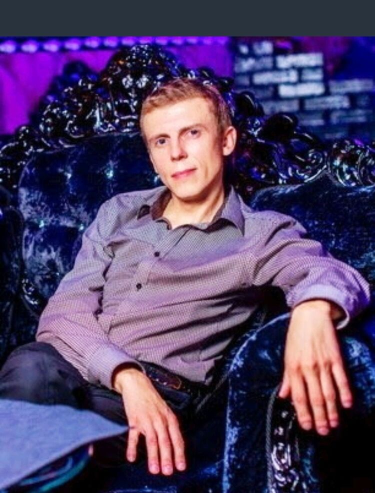  ,   Aleksandr, 43 ,   ,   , c 