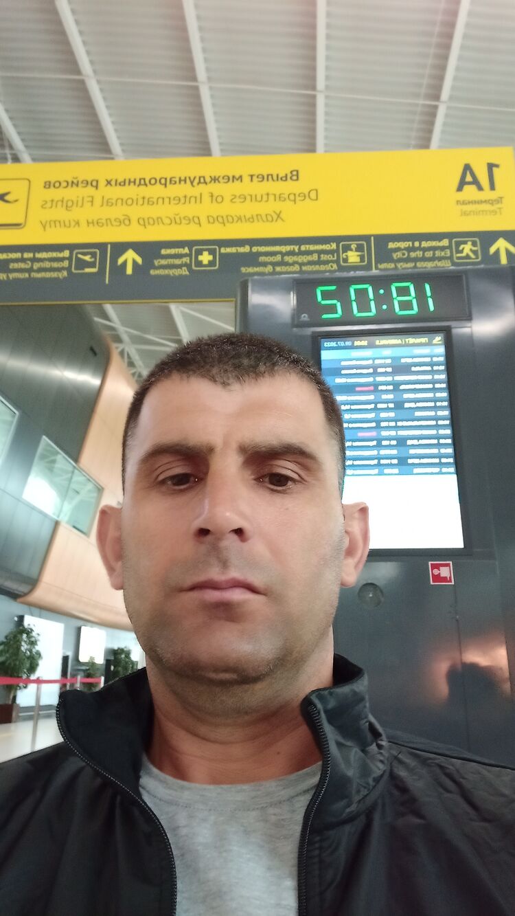  36604262  , 39 ,    Podgorica