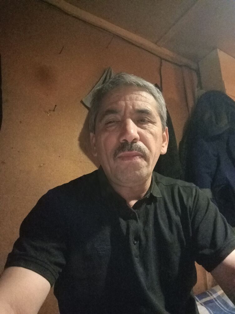  52548452  Dilshod, 53 ,    