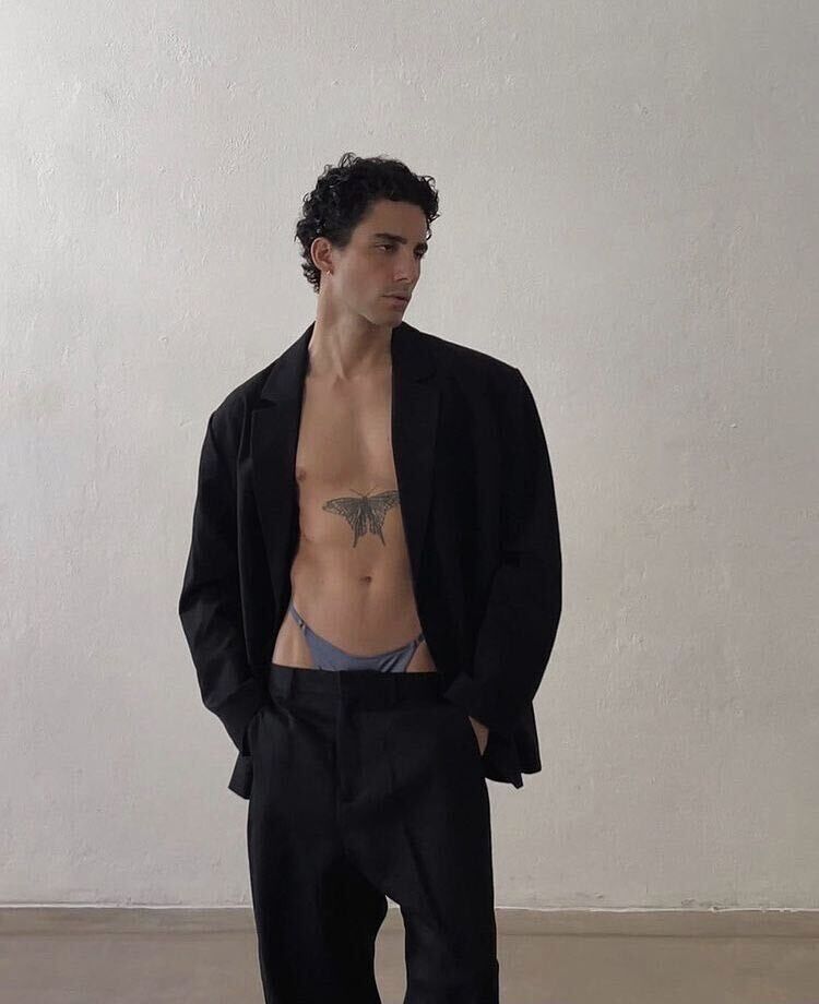 ���� 30748572 ������� ����, 28 ���, ���� ���������� � �����