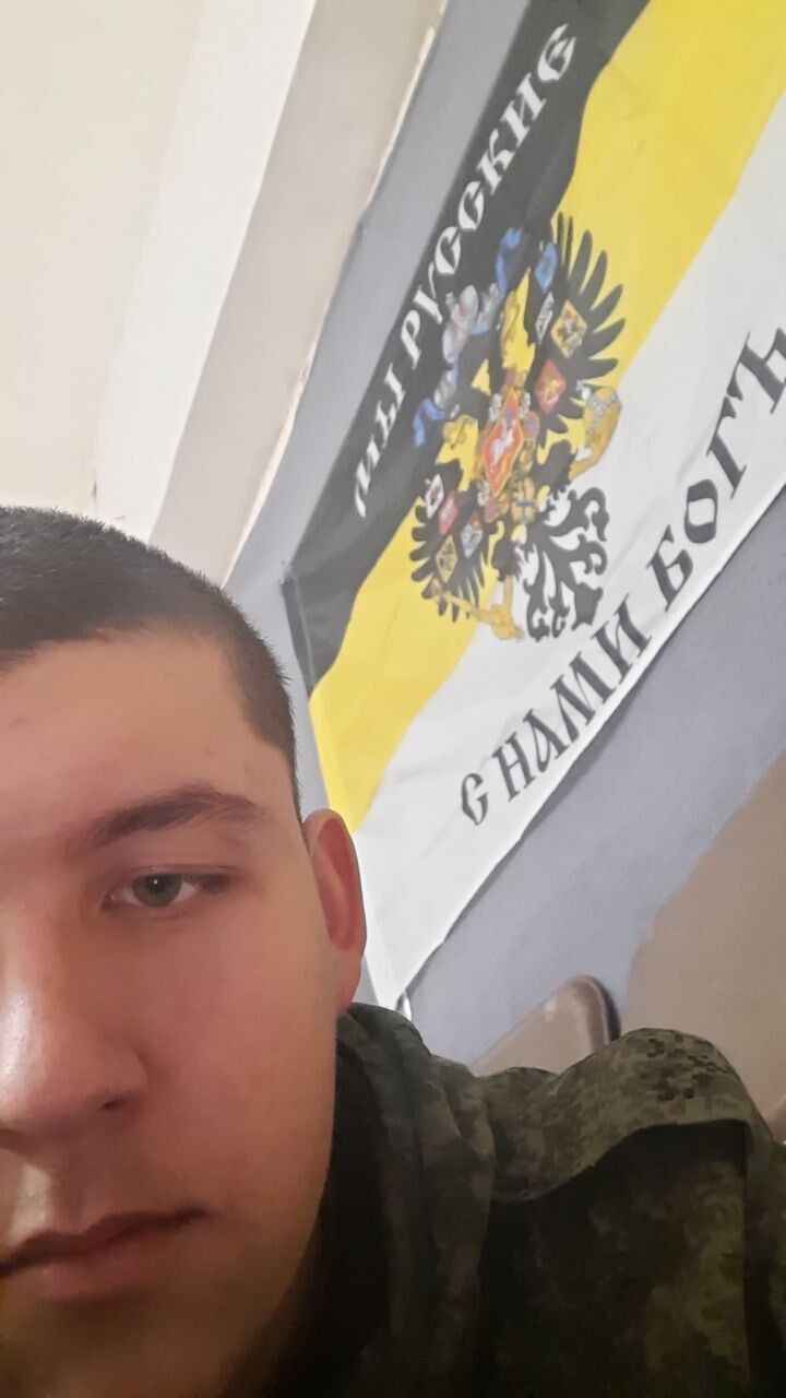  42975332  , 21 ,    