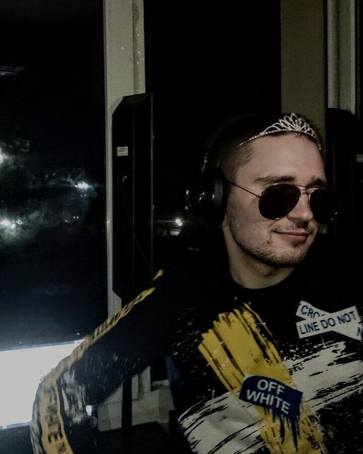  Czluchow,   Artem, 21 ,   ,   , 