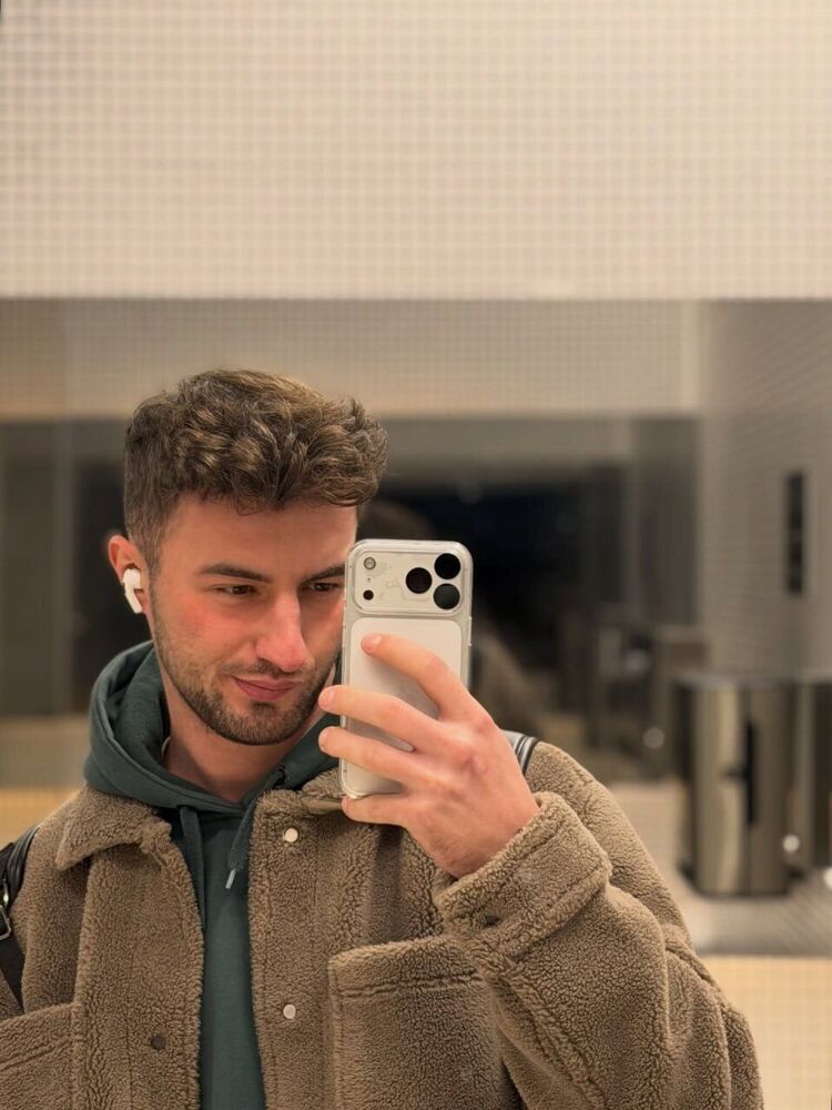 ���� 55520112 ������� �������, 27 ���, ���� ���������� � Palais-Bourbon