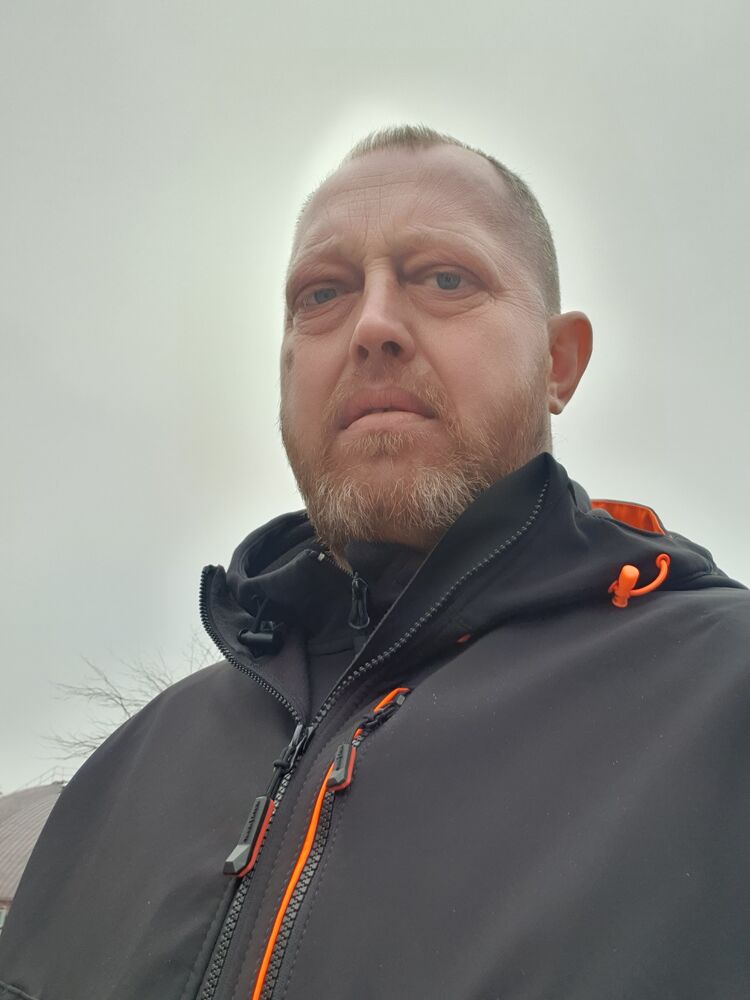 30290322  Denis, 42 ,    Solna
